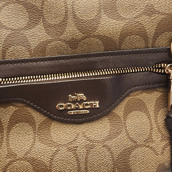 Coach purse - Picture 7 of 14